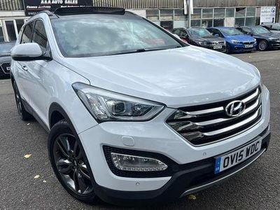 White Used 2015 Hyundai Santa Fe Premium SE SUV | £13,895 (Fair price)