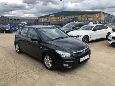 Used Hyundai i30 Comfort 109 HP (80 kW) 2009 Black Hatchback