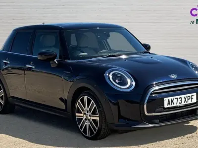 Used Mini Cooper Exclusive 136 HP (100 kW) 2023 Blue Hatchback