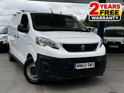 Käytetty Peugeot Expert 2020 Valkoinen Van