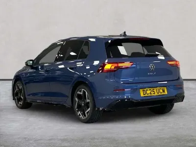 Used VW Golf VIII R-line 150 HP (110 kW) 2025 Blue Hatchback