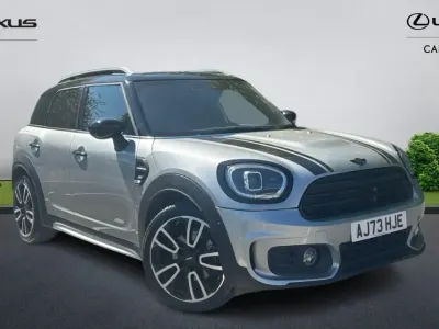 Usado Mini Cooper Sport 2023 Plateado Utilitario