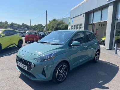 Used Hyundai i10 Premium 2023 Mangrove green Hatchback