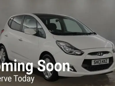 Used Hyundai ix20 Style 125 HP (91 kW) 2013 White Hatchback