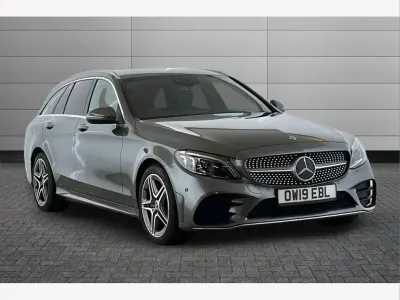 Usado Mercedes C200 AMG Line Premium 180 HP (132 kW) 2019 Cinzento Carrinha