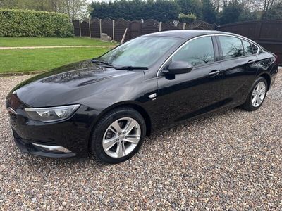 used Vauxhall Insignia 1.6 Turbo D [136] SRi Nav 5dr Auto -- 4 YEARS OLD -- 1 OWNER -- TOP SPEC --