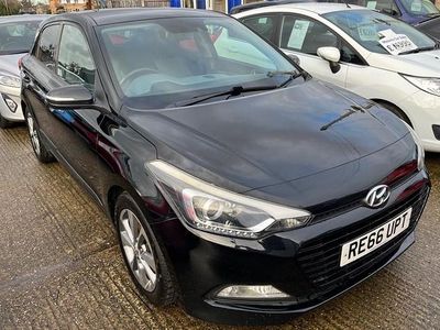 Used Hyundai i20 Premium 120 HP (88 kW) 2016 Black Hatchback