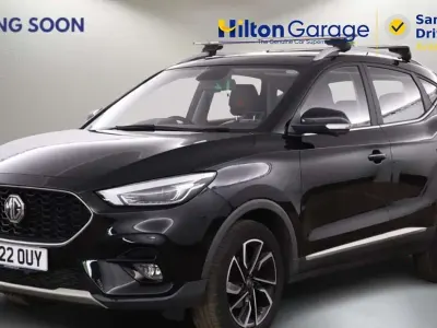 Usado MG ZS Exclusive 111 CV (81 kW) 2022 Negro SUV