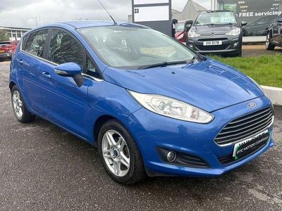 Used Ford Fiesta Zetec 82 HP (60 kW) 2014 Blue Hatchback