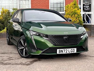 Używany Peugeot 308 GT 129 KM (94 kW) 2022 Zielony Hatchback