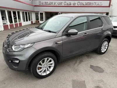 Używany Land Rover Discovery Sport SE 180 KM (132 kW) 2017 Szary SUV