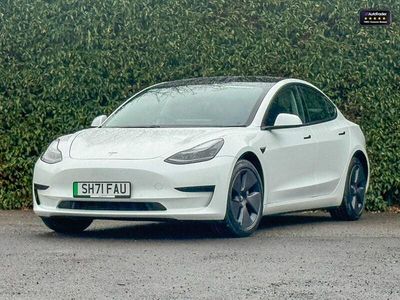 White Used 2021 Tesla Model 3 Standard Range Sedan | £16,295 (Fair price)