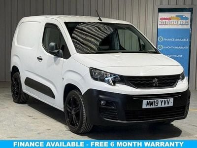 Used Peugeot Partner 2019 White MPV