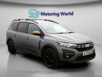 Grey Used 2025 Dacia Jogger Extreme MPV | £19,700 (Fair price)