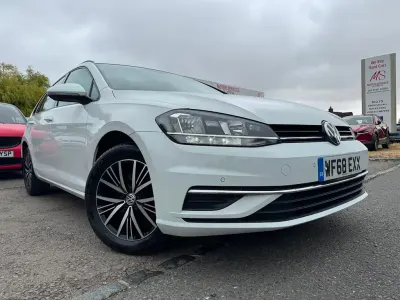 Used VW Golf VII SE 150 HP (110 kW) 2018 White Estate