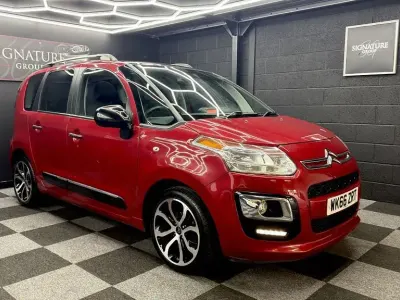 Gebraucht Citroën C3 Picasso Platinum 100 PS (73 kW) 2017 Rot Van / Kleinbus
