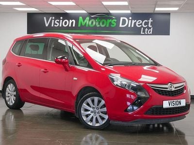 Used Vauxhall Zafira 2016 Red MPV