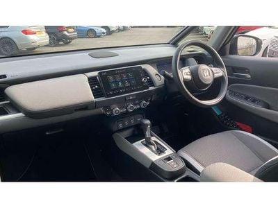 Used Honda Jazz Hybrid 109 HP (80 kW) 2021 White Hatchback