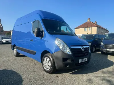 Używany Vauxhall Movano 145 KM (106 kW) 2018 Niebieski Minivan