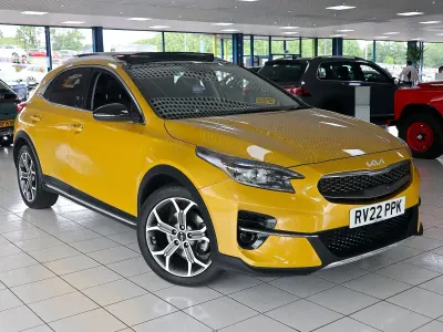 Used Kia XCeed 158 HP (116 kW) 2022 Yellow SUV
