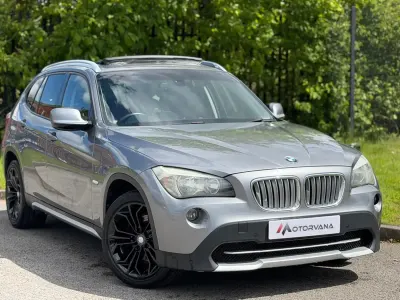 Usado BMW X1 Comfort Edition 2011 Gris SUV