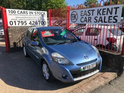Usado Renault Clio II Initiale 111 HP (81 kW) 2009 Azul Citadino