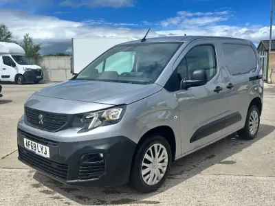 Used Peugeot Partner 131 HP (96 kW) 2019 Grey MPV