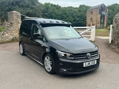 Used VW Caddy Highline 150 HP (110 kW) 2016 Black MPV