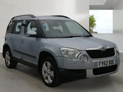 Usado Skoda Yeti SE 140 CV (102 kW) 2012 Azul SUV