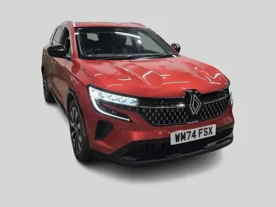 Begagnad Renault Austral Techno 200 HK (147 kW) 2024 Röd SUV