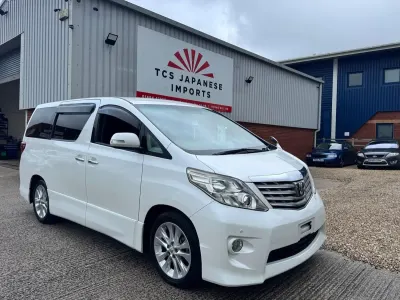 Used Toyota Alphard 170 HP (125 kW) 2010 White MPV