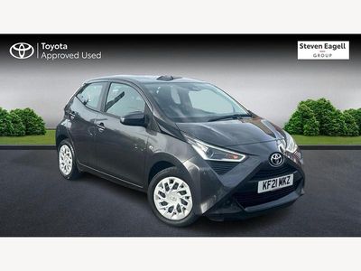 Begagnad Toyota Aygo X-play 2021 Grå Halvkombi