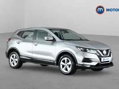 Used Nissan Qashqai Acenta Premium 160 HP (117 kW) 2020 Silver SUV