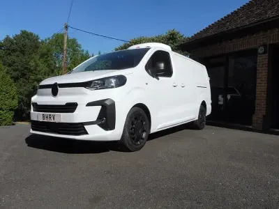 Used Citroën Dispatch 120 HP (88 kW) 2024 White MPV