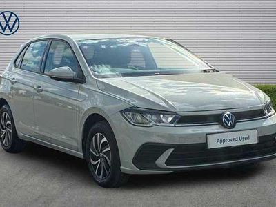 Usado VW Polo Life 95 HP (69 kW) 2024 Cinzento Citadino