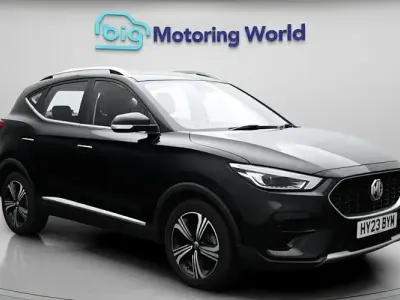 Używany MG ZS Excite 106 KM (77 kW) 2023 Czarny SUV