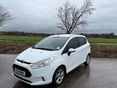 Used Ford B-MAX Zetec 2014 White MPV