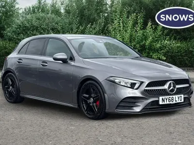 Usado Mercedes A200 AMG line 163 HP (119 kW) 2019 Cinzento
