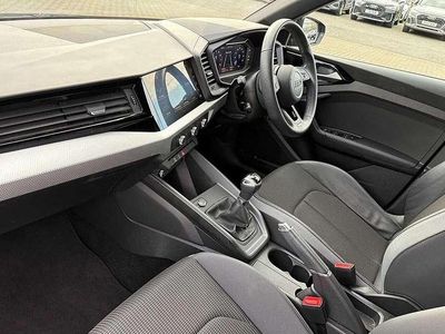 Used Audi A1 S-Line 94 HP (69 kW) 2023 Black SUV