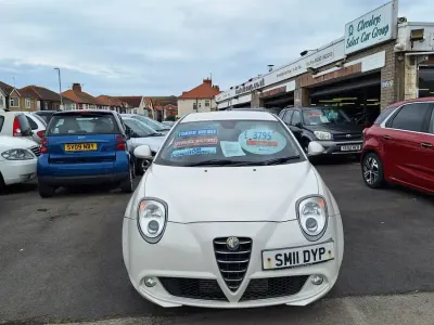 Used Alfa Romeo MiTo Sprint 95 HP (69 kW) 2011 White Hatchback