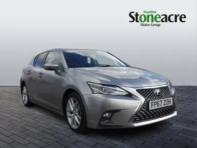 Usado Lexus CT200h 134 CV (98 kW) 2017 Plateado Utilitario