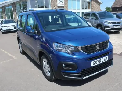 Used Peugeot Rifter Allure 127 HP (93 kW) 2020 Blue MPV