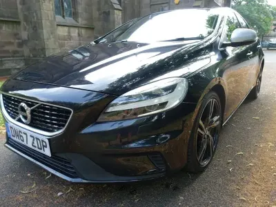 Used Volvo V40 R-Design Pro 152 HP (111 kW) 2017 Black Hatchback