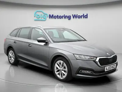 Used Skoda Octavia SE L 204 HP (150 kW) 2023 Grey Estate