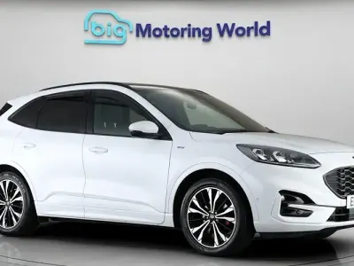 Used Ford Kuga ST-Line X 150 HP (110 kW) 2021 White SUV