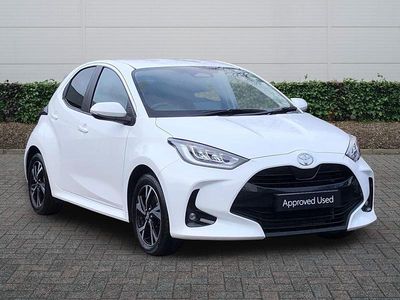 Used Toyota Yaris Hybrid Design 2024 White Hatchback