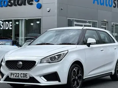 Begagnad MG MG3 Exclusive 106 HK (77 kW) 2024 Halvkombi