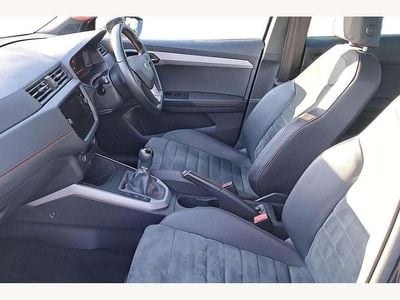 Używany Seat Arona FR Sport 150 KM (110 kW) 2019 Szary SUV