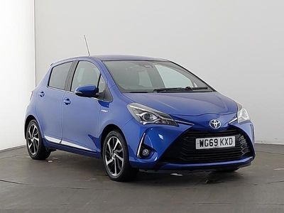 Used Toyota Yaris Hybrid 100 HP (73 kW) 2020 Blue Hatchback