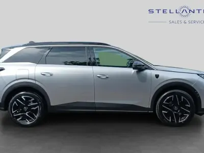 Used Peugeot 5008 GT 134 HP (98 kW) 2025 Grey SUV